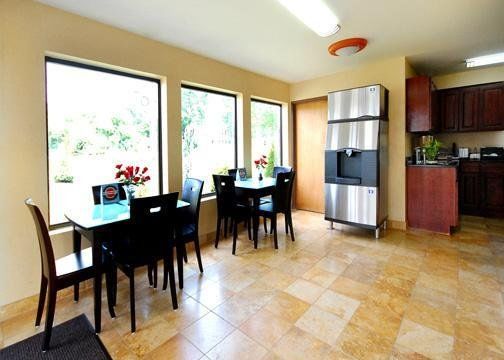 Express Inn - Wall Farmingdale Ресторант снимка